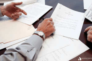 Revisión y Firma de Contratos Empresariales en Uruguay: Guía Legal para Empresas