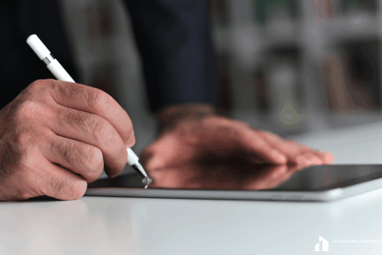 Firma digital y CEDE: gestioná tu empresa online